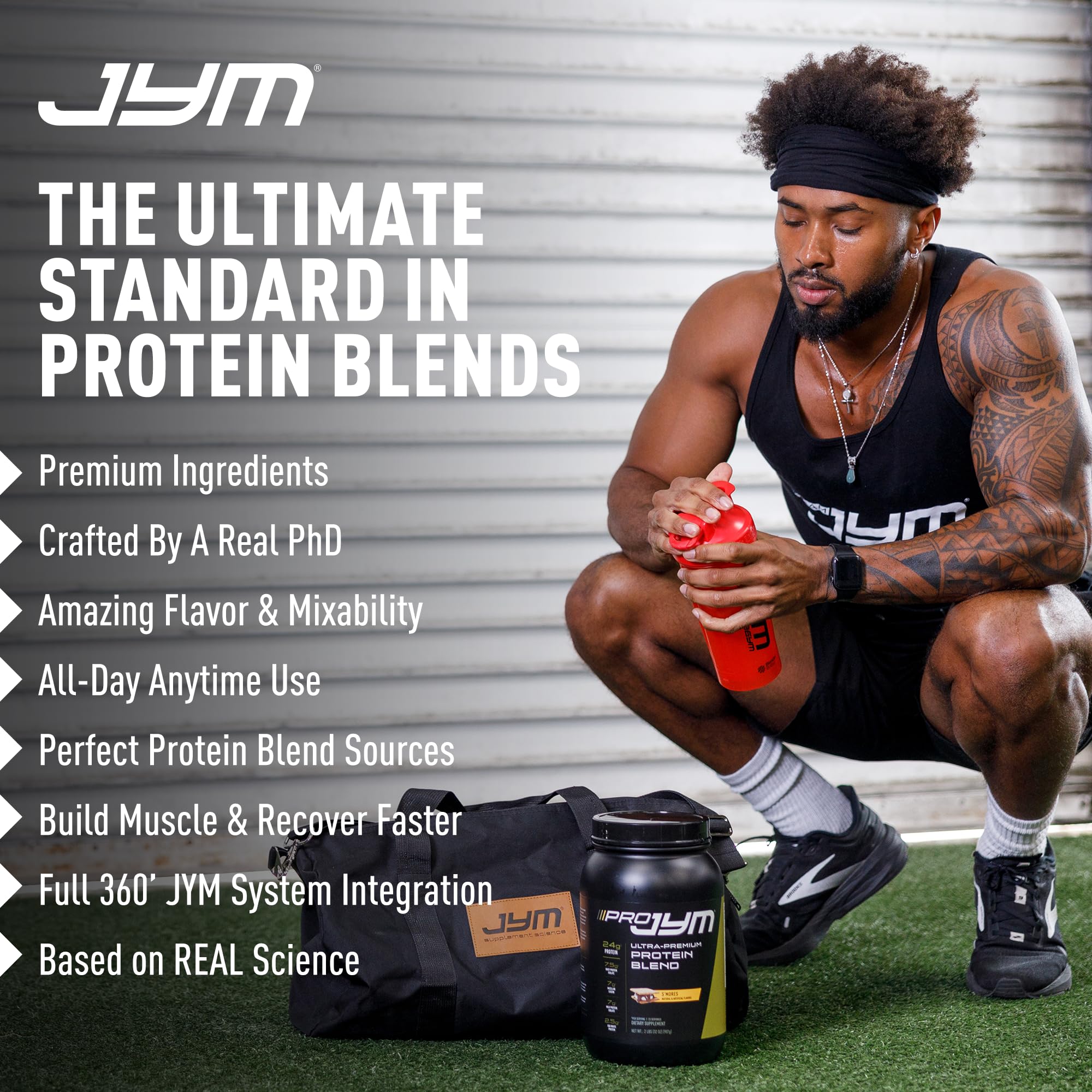 JYM Tahitian Vanilla scoop junto a pesa para comparar ración y control