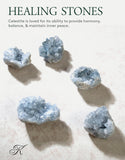 KALIFANO primer plano de cristales de celestita resaltando textura clara