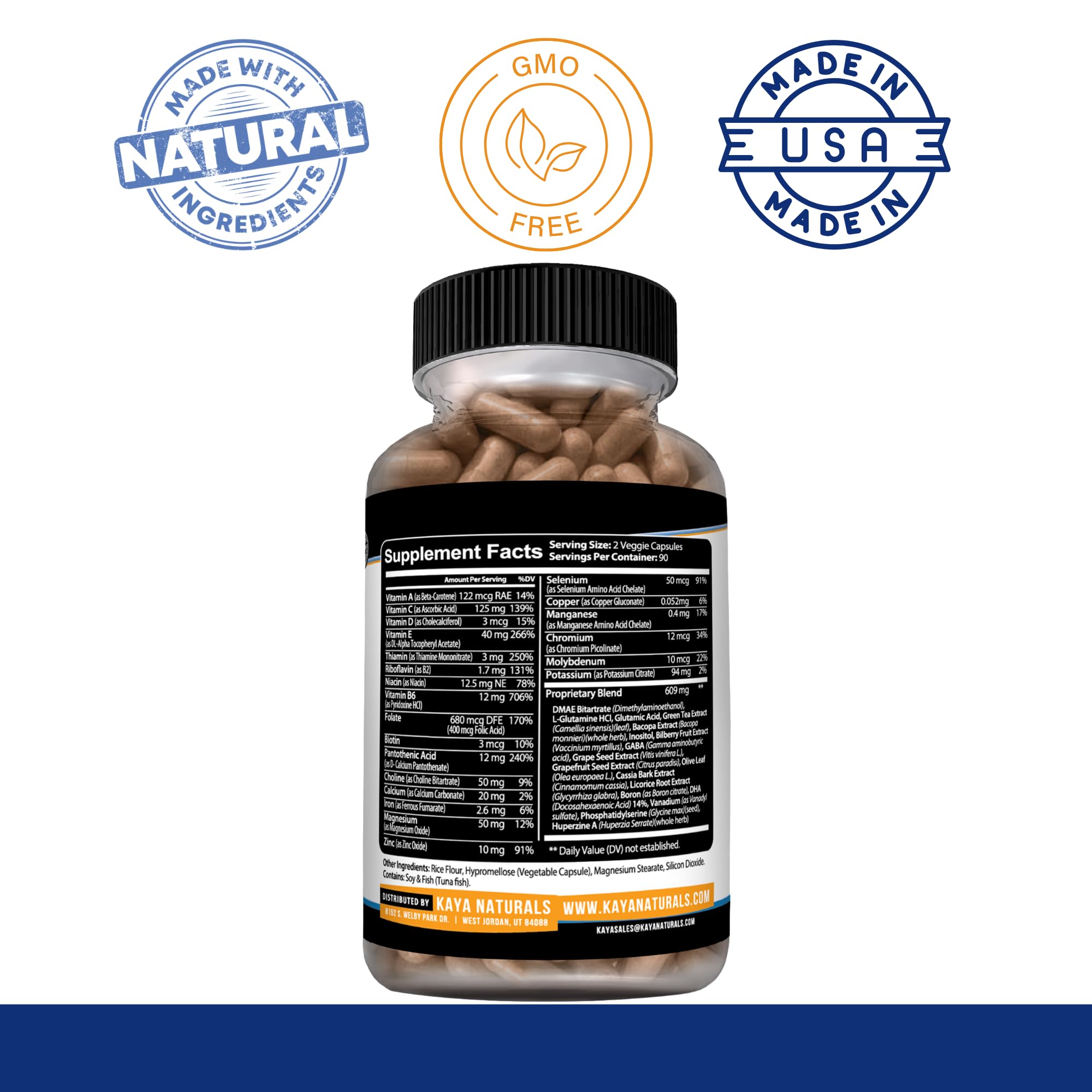 Kaya Naturals cápsulas vegetarianas en mano para apreciar textura y formato