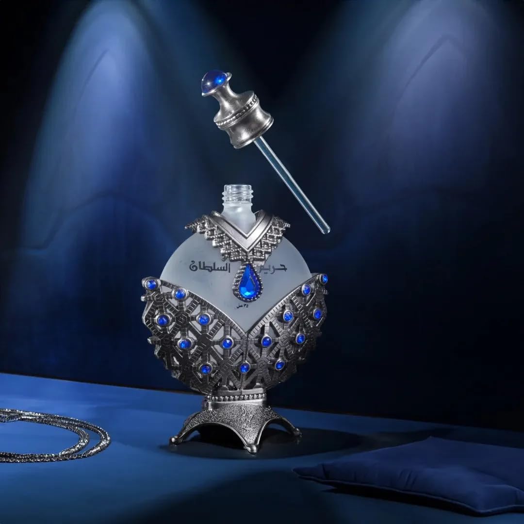 KHADLAJ perfume en ambiente lifestyle para inspirar uso diario