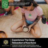 Koa Kava en entorno hogareño, ilustrando uso social y relajación