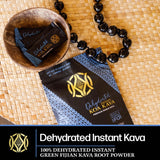 Koa Kava primer plano del polvo con textura fina y mezcla fácil