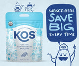 KOS spirulina azul textura del polvo resaltando pureza y mezcla fácil