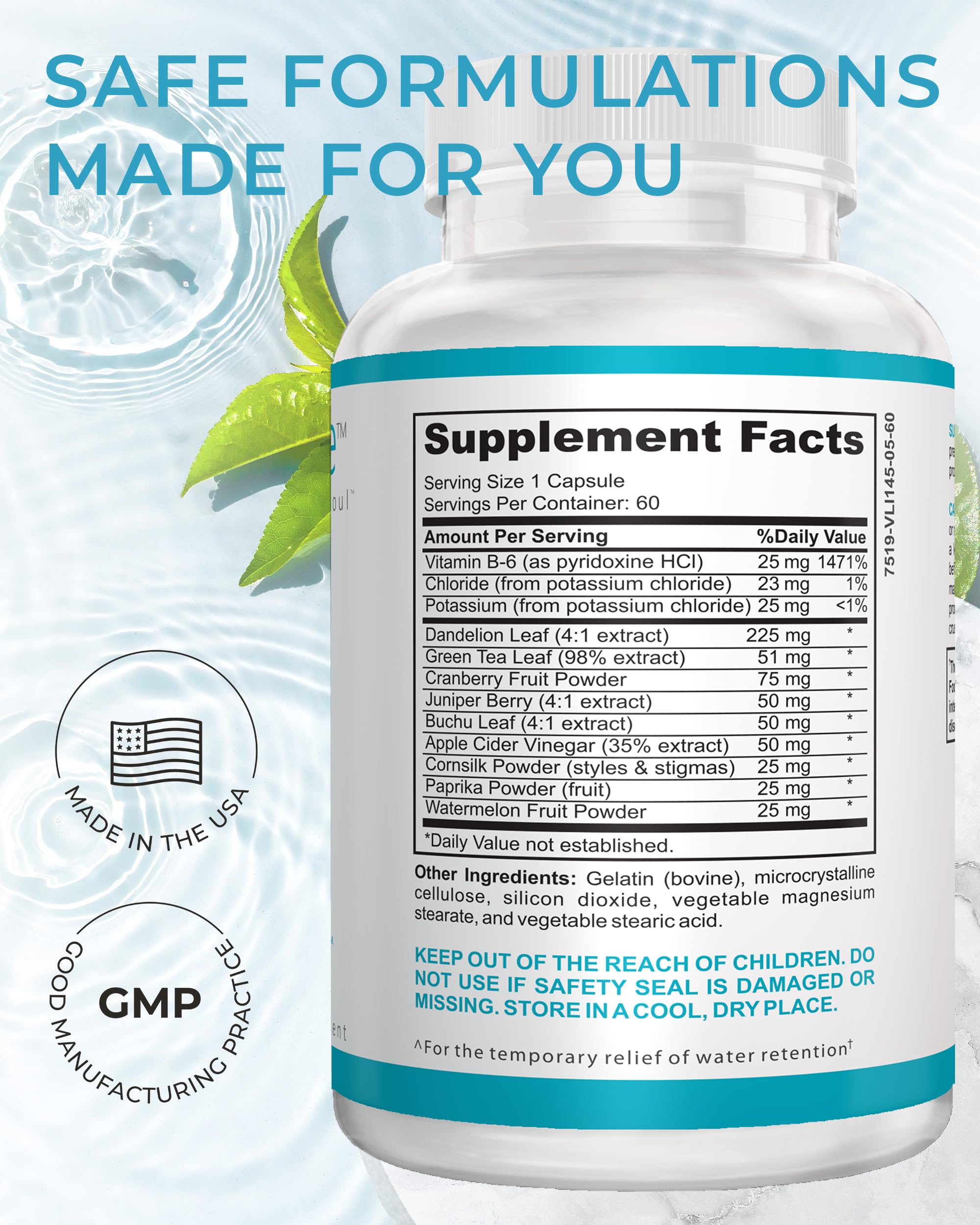 LA Cleanse Water Flush cápsula en mano mostrando tamaño real y dosis práctica