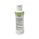 Lactacyd junto a regla para comparar el tamaño y capacidad 150 ml