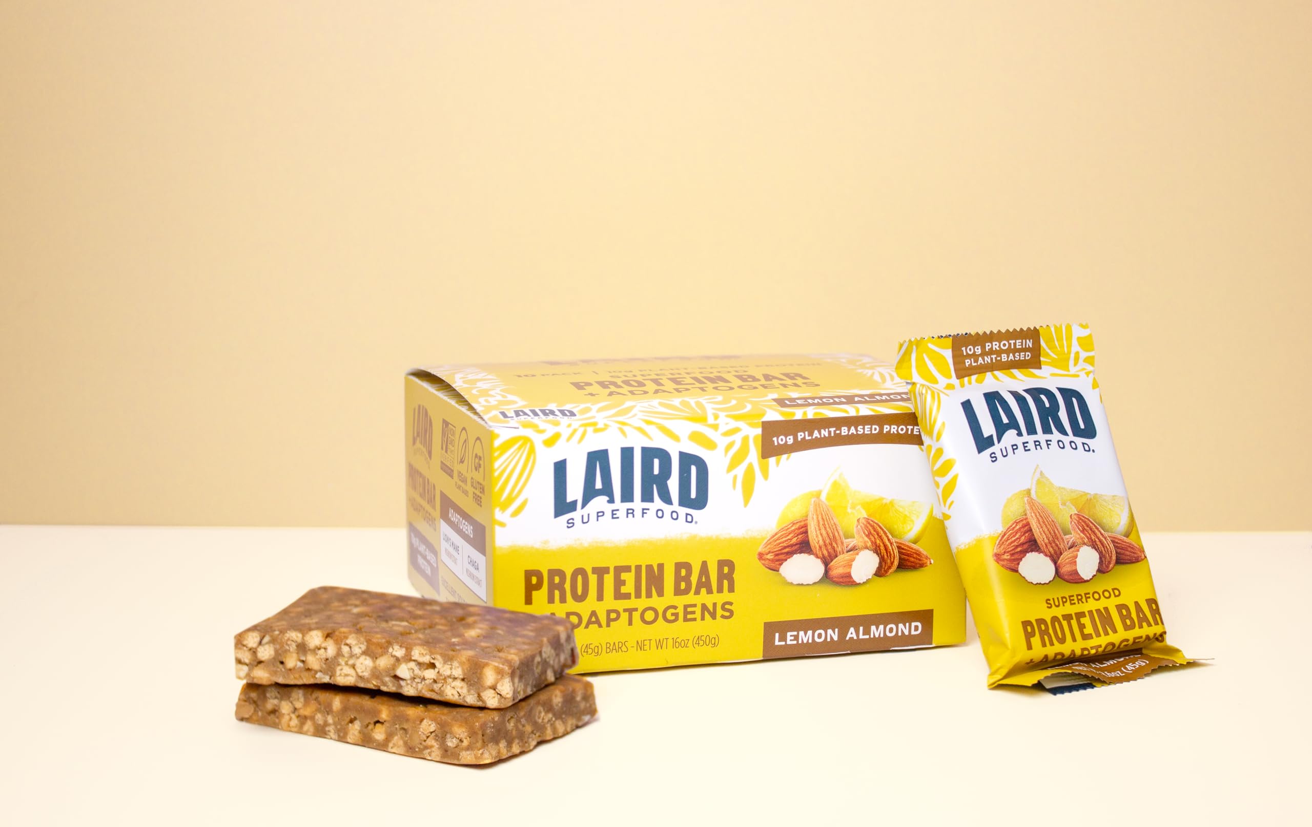 Laird Superfood ingredientes principales como almendras y limón demostrando limpieza
