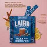 Laird Superfood sobre junto a una mano para comparar tamaño y porción individual