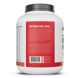 Escena lifestyle con Levels fresa tras entrenamiento para recuperación práctica