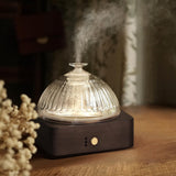 Levoair difusor frontal con base de madera mostrando diseño elegante y pura difusión