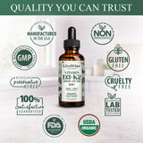 Live Wise Naturals administrador dando una gota a bebé con calma y confianza