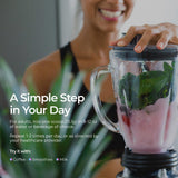 Livingood Daily servidor en vaso listo para beber con aporte proteico diario