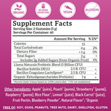 Llama Naturals gomita en mano para comparar tamaño - porción fácil de tomar