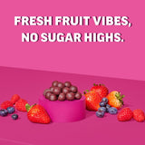Llama Naturals ingredientes de fruta real sobre mesa - sabor natural