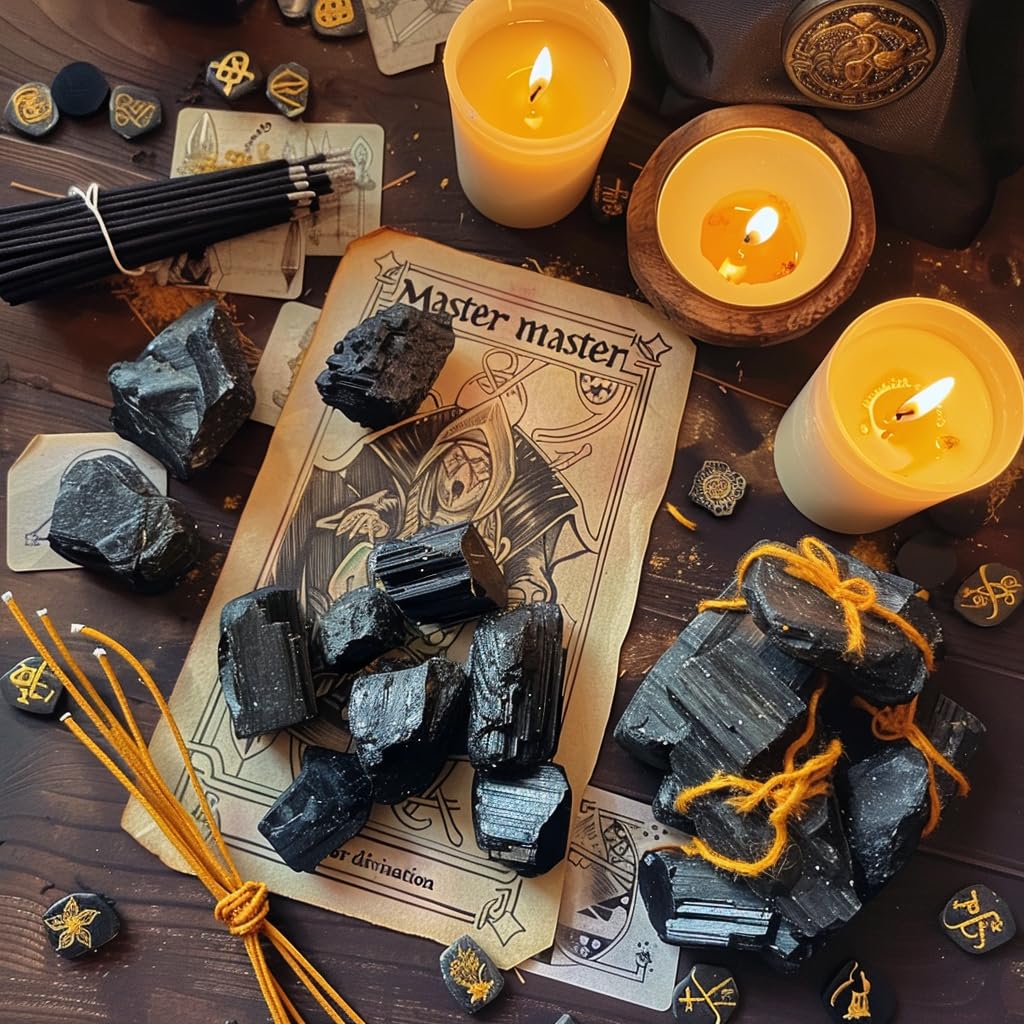 Luckeeper piedra en mano para comparar tamaño y peso práctico