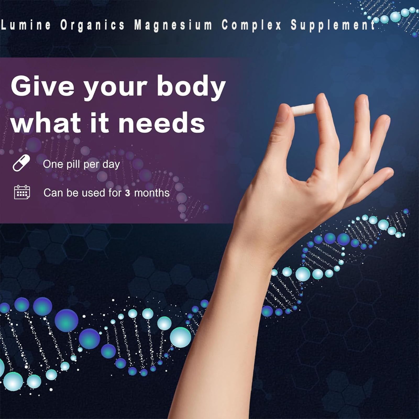 Lumine Organics cápsula en mano demostrando tamaño y facilidad de ingestión