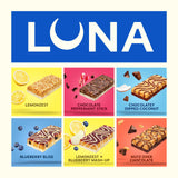 Comparación de tamaño Luna Bar junto a una mano para escala visual