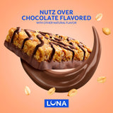 Luna Bar close-up de cobertura de chocolate oscuro y sabor