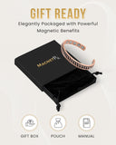 MagnetRX entorno lifestyle pulsera puesta con ropa casual para uso diario estiloso