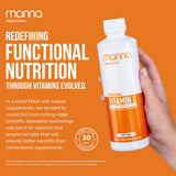 Manna Vitamins Evolved persona tomando el líquido para apoyo inmune
