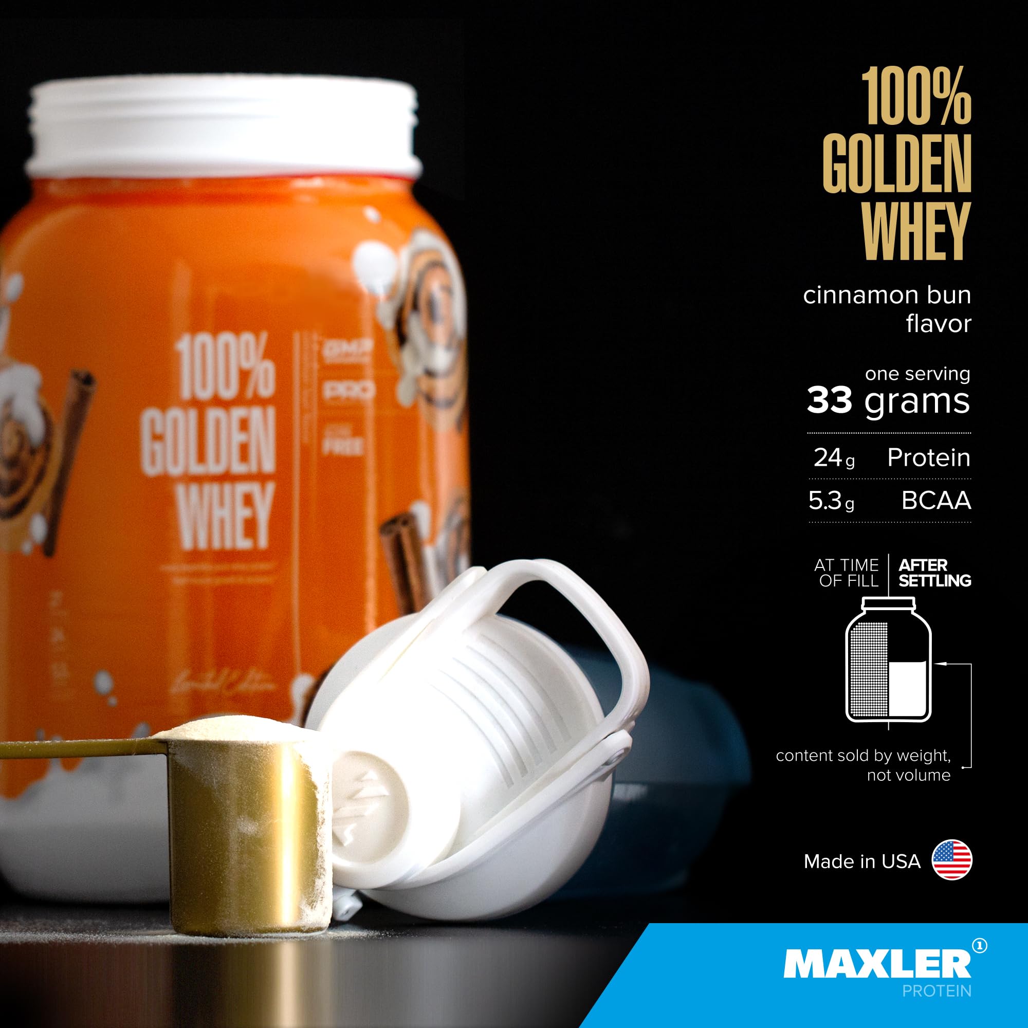 Maxler batido preparado en vaso, bebida cremosa lista tras el entrenamiento