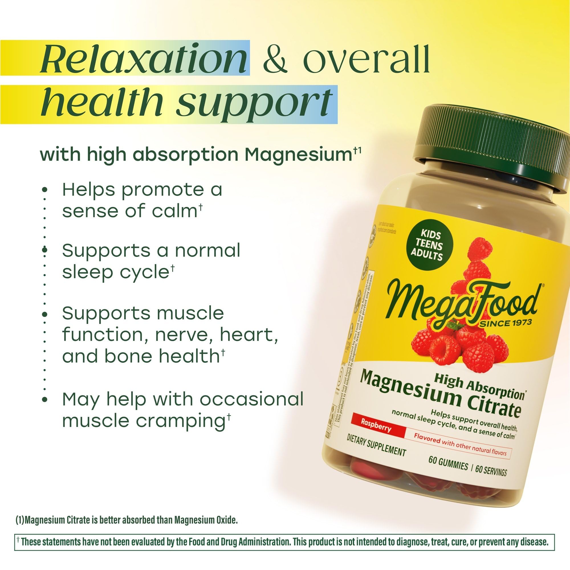 MegaFood gomita en mano tamaño real para fácil dosificación