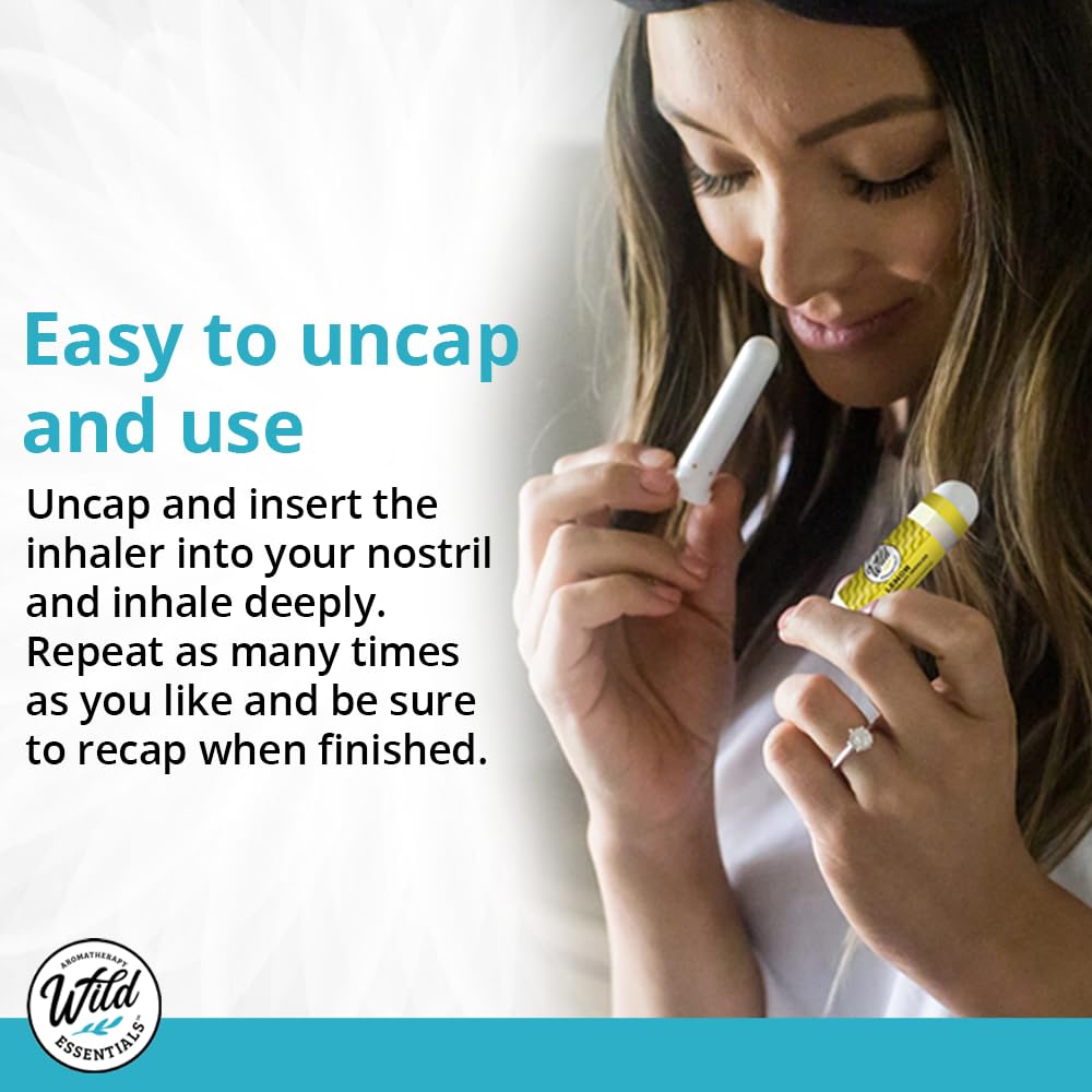 mEssentials inhalador en mano para comparar escala, fácil de llevar