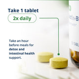 Lifestyle: Metagenics CandiBactin‑BR en la encimera de cocina sugeriendo uso diario rutinario