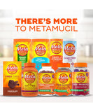 Metamucil gomitas en una mesa junto a frutas para un contexto de consumo