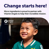 Micro Ingredients frasco en entorno de bienestar sugiriendo uso diario sencillo