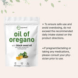 Micro Ingredients softgel en primer plano mostrando textura lisa y fácil de tragar
