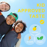 Micro Ingredients niño tomando cápsula con confianza y sabor limón