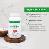 ML Naturals botella abierta con cápsulas para ver la forma y textura vegetal