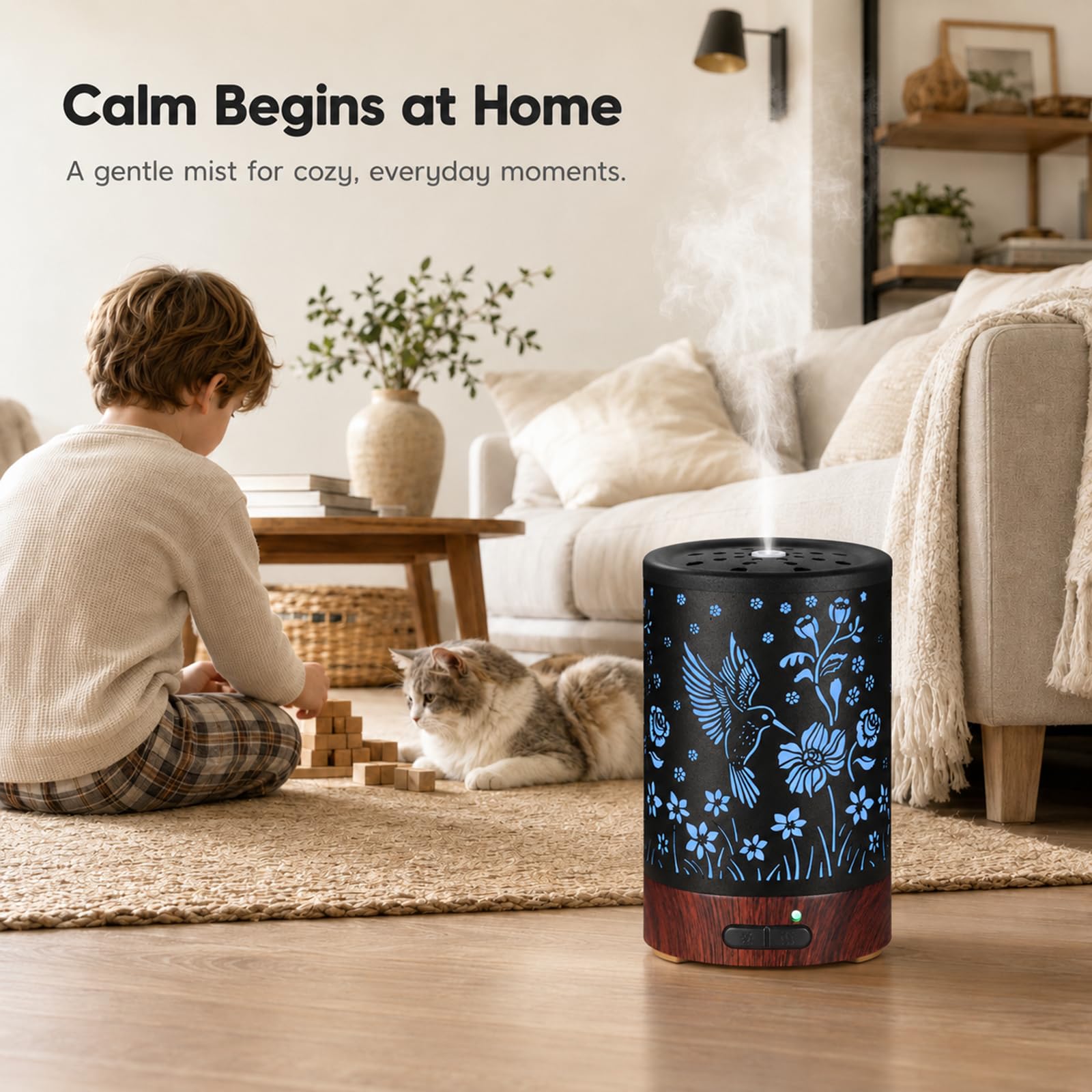 mocosa Hummingbird junto a una taza para comparar tamaño y portabilidad