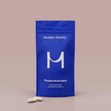 Modern Fertility comparación de tamaño en mano para referencia de escala