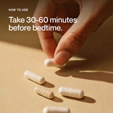 Etiqueta con Apigenin Momentous en primer plano, muestra ingredientes y beneficios