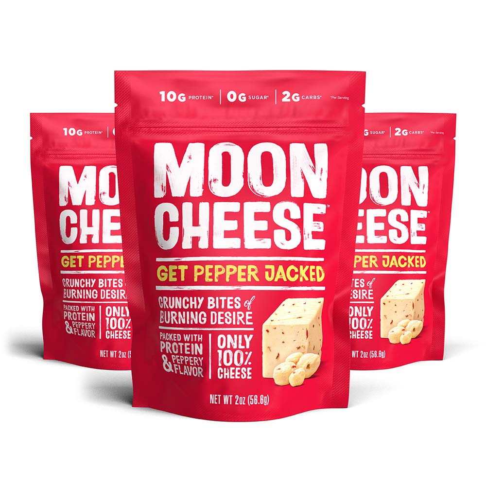 Moon Cheese paquete frontal mostrando diseño y tamaño práctico