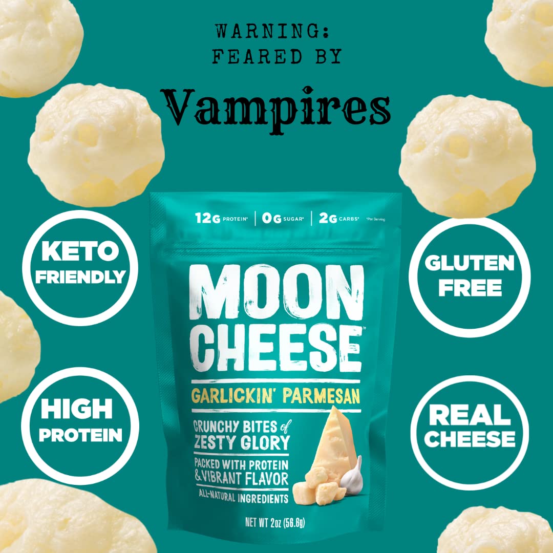 Moon Cheese bocado en mano listo para comer, portátil y práctico
