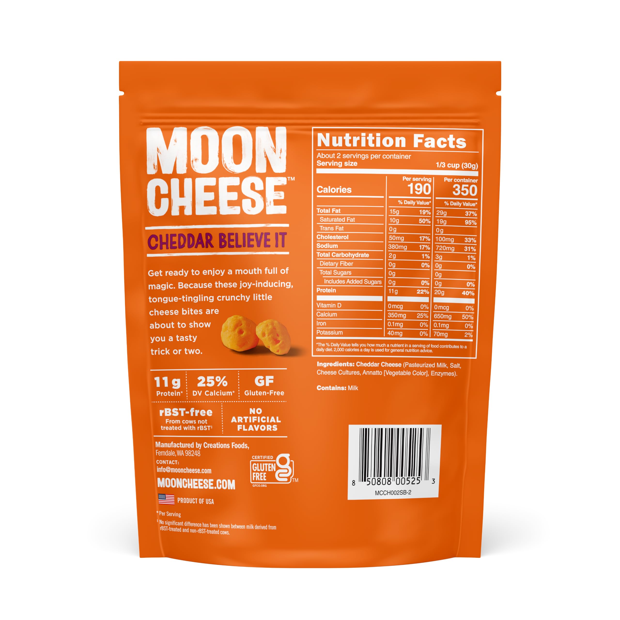 Moon Cheese comparación de tamaño con una mano para referencia de porción