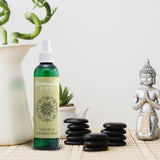 Moonwater Elixirs pulverizado sobre alfombra para limpieza sin humo