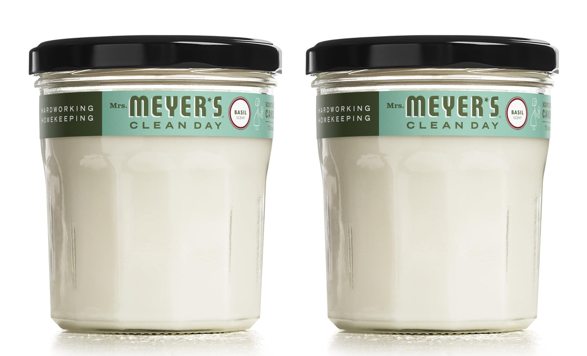 Mrs. MEYER'S vela albahaca tarro frontal mostrando diseño y beneficio aromático