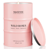 M&SENSE vela Wild Rose frente, presentación elegante y fragancia duradera