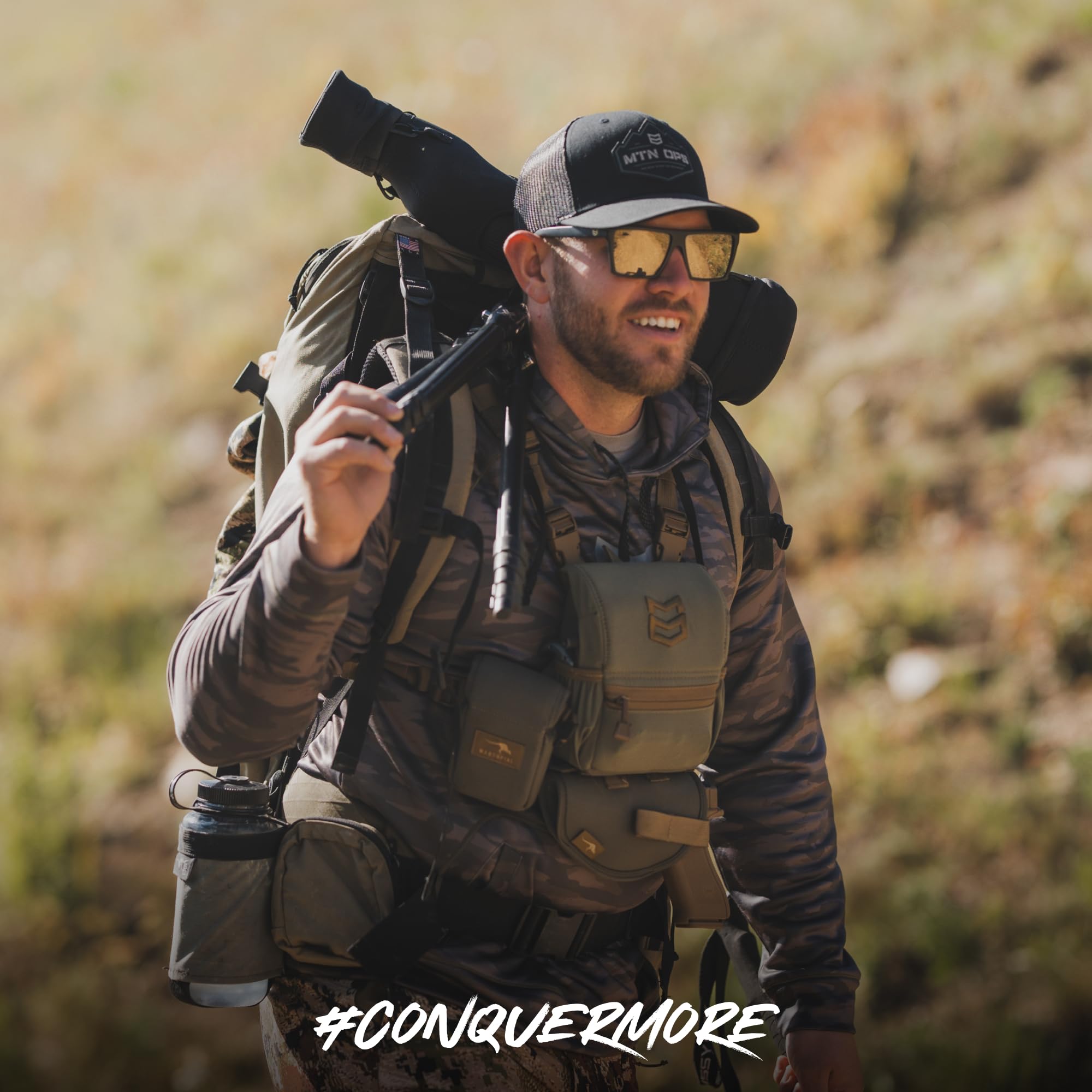 MTN OPS envase junto a mano para comparar tamaño y porción práctica