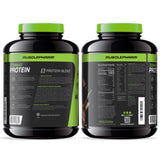 MusclePharm cucharada de polvo mostrando textura fina y mezcla fácil