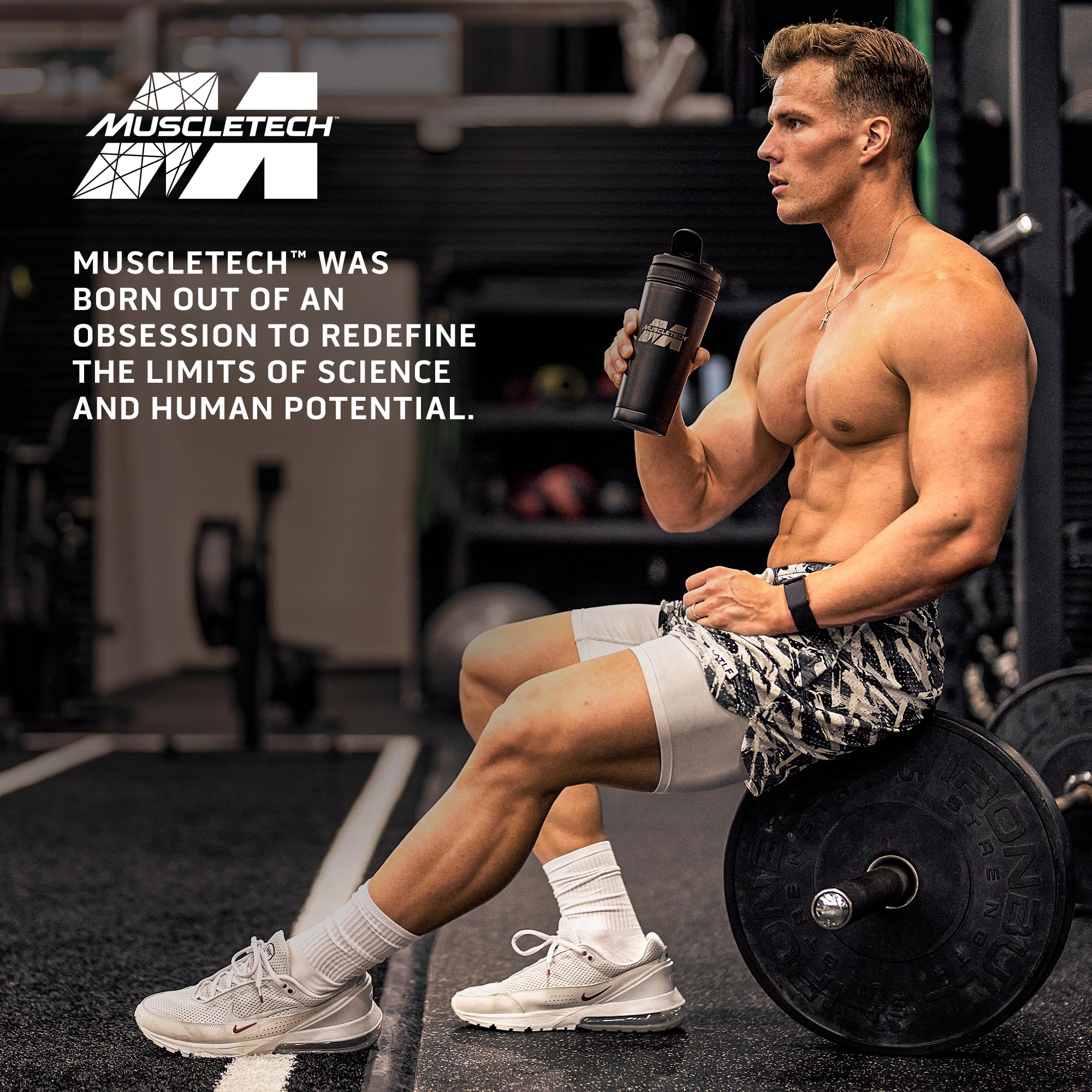 MuscleTech AlphaTest etiqueta nutricional mostrando dosis y componentes