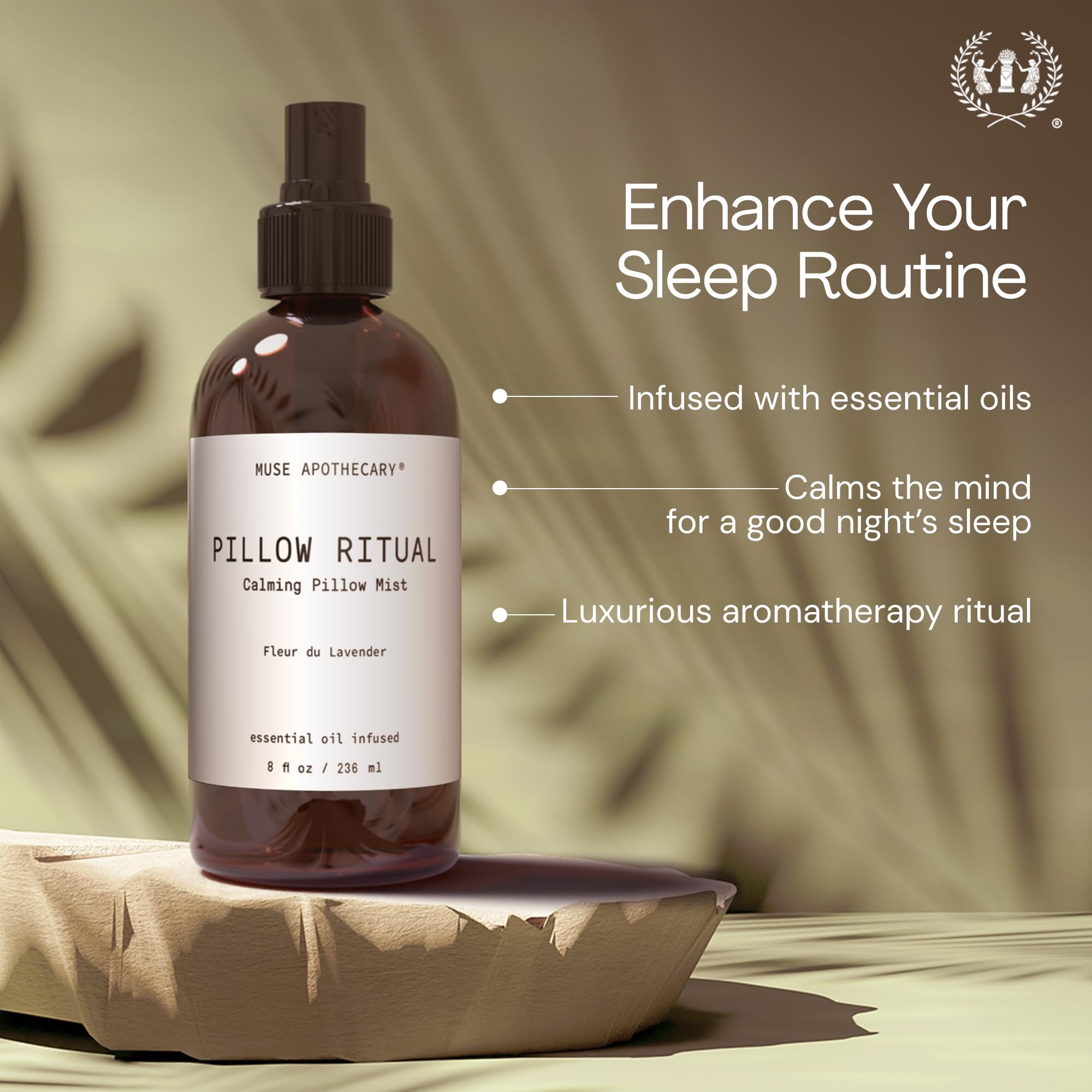 Muse Apothecary rociado en almohada demostrando frescura y confort en tela