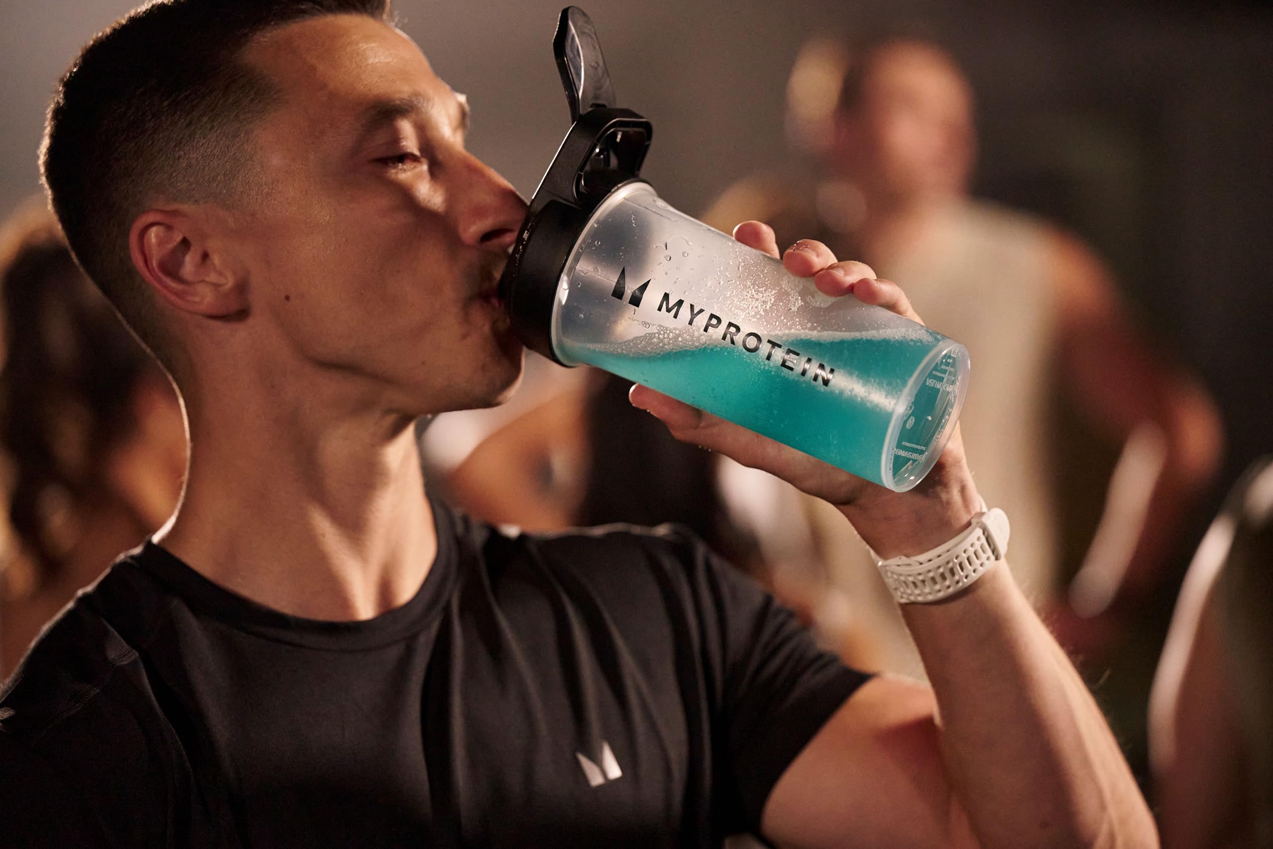 Myprotein coctelera con mezcla homogénea listo para consumo inmediato