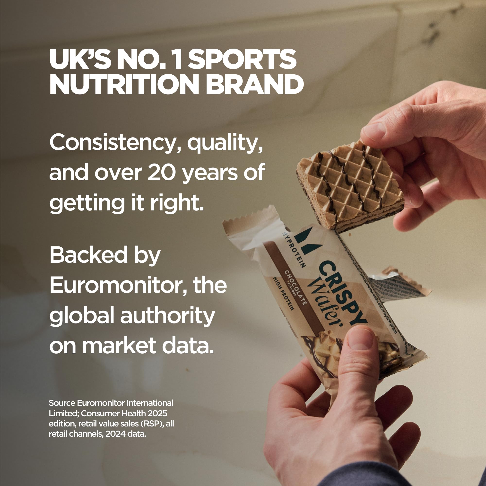 Myprotein oblea partida mostrando relleno y capas internas crujientes