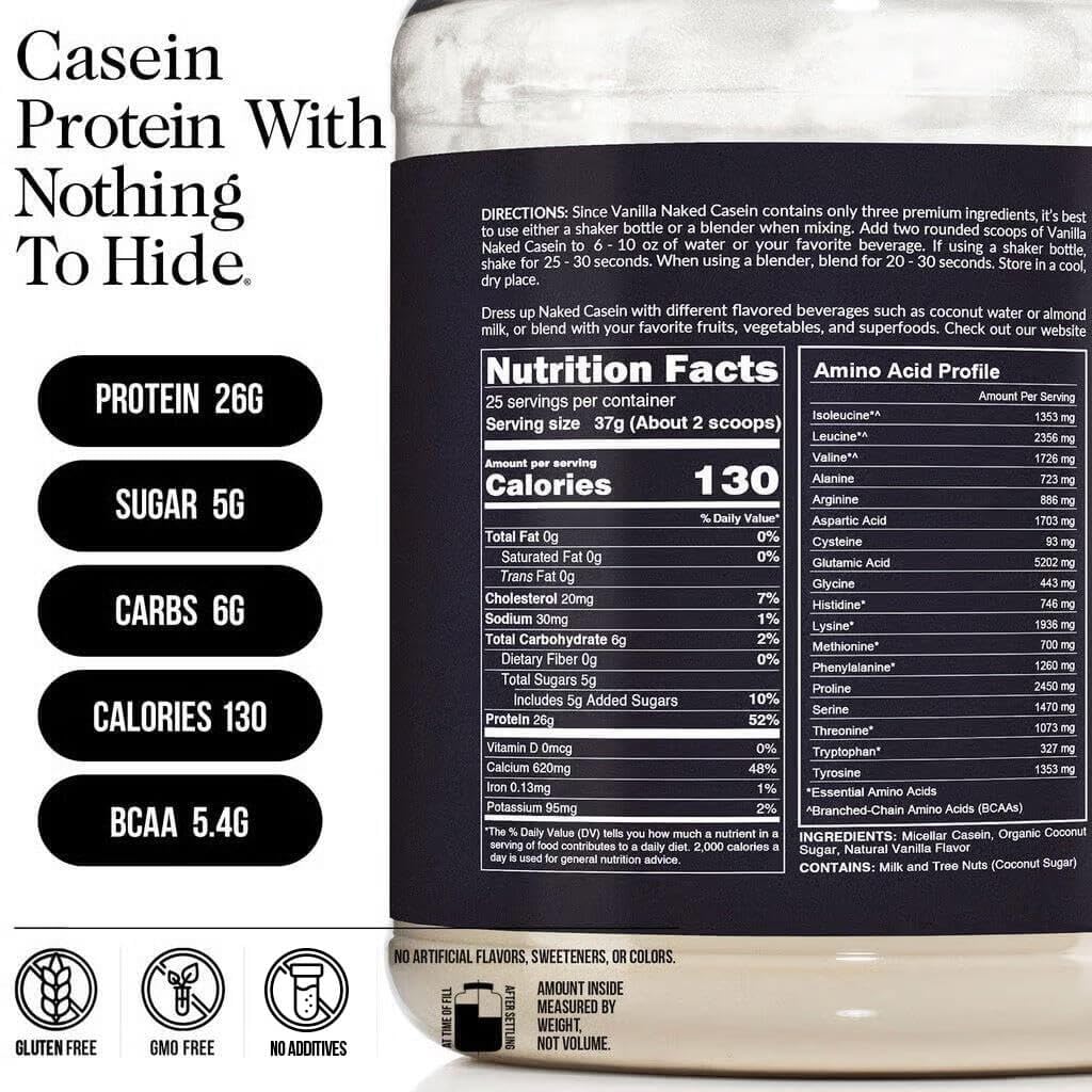 NAKED Casein batido de vainilla servido en vaso, recuperación nocturna