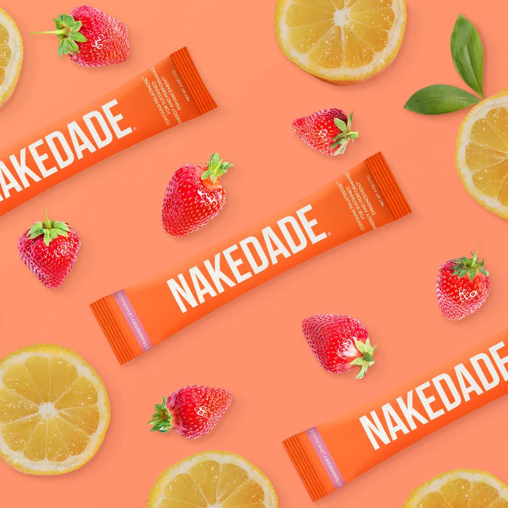Nakedade uso en entrenamiento con botella, marca y energía sostenida