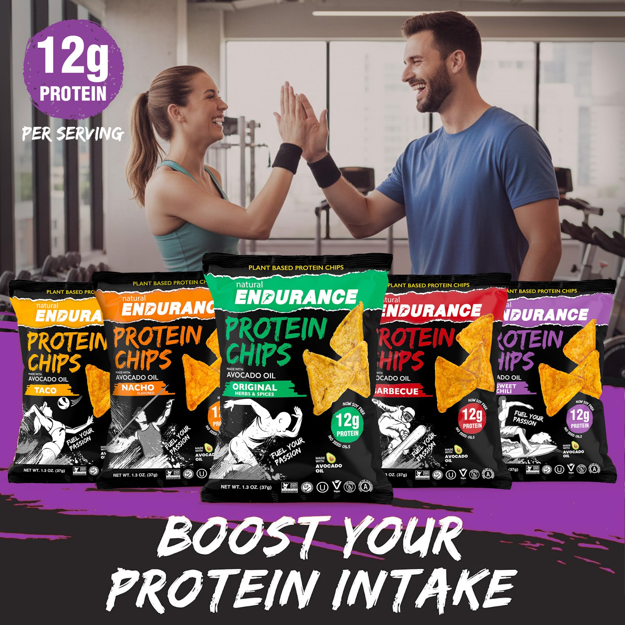 natural ENDURANCE chips junto a equipo de gym para snack energético